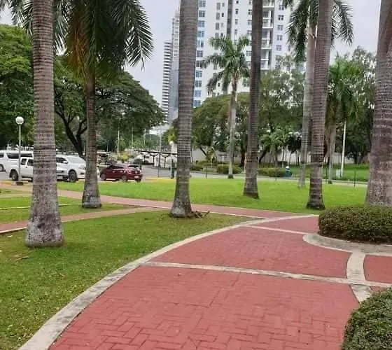 Aparthotel Calyx Residences Cebu