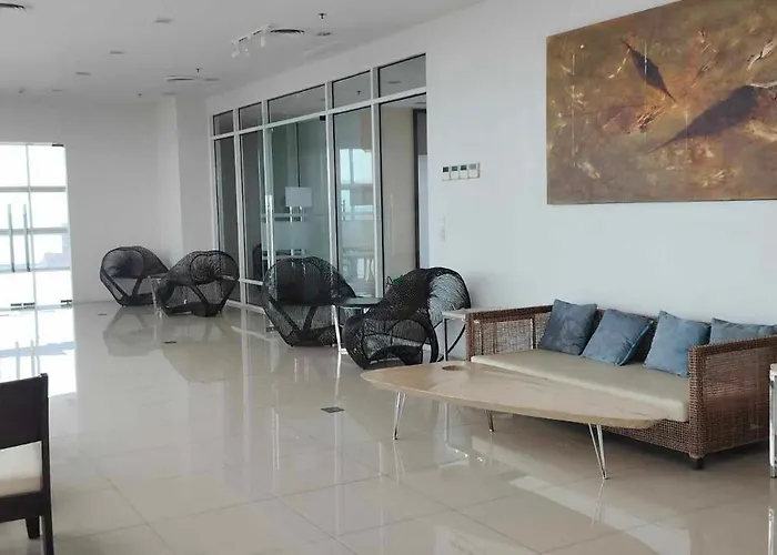 Aparthotel Calyx Residences *